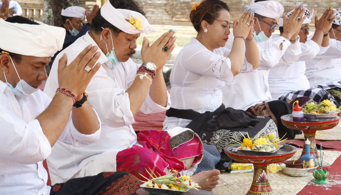 Hadapi Bencana, Bupati Eka Ajak Masyarakat Introspeksi Diri