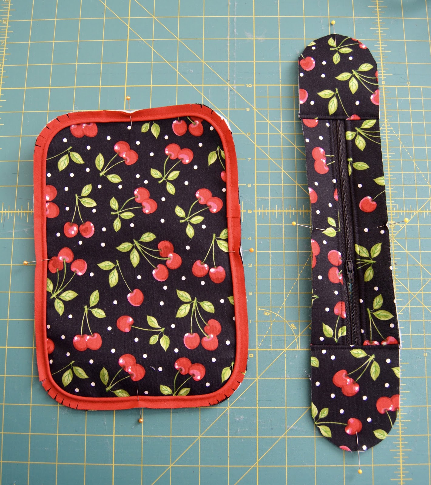 Roonie Ranching Piped Zipper Pouch Sewing Tutorial