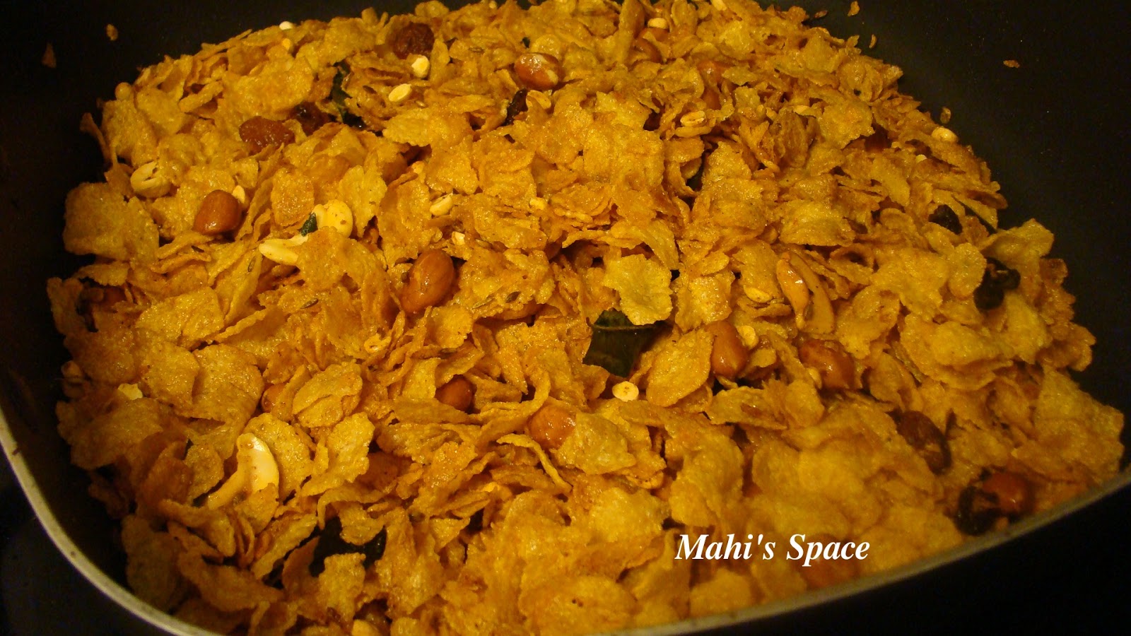 Corn Flakes Chivda / Corn Flakes Mixture Mahi's Kitchen