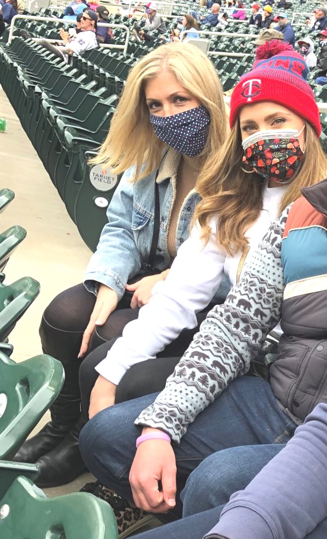 THE APPRECIATION OF NEWSWOMEN WEARING BOOTS BLOG ashley zilka