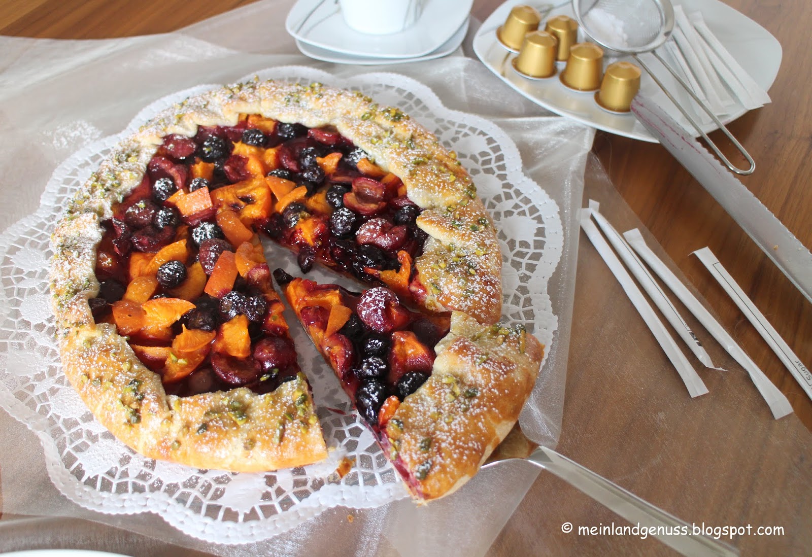 mein Land und Gartengenuss : Heidelbeer-Aprikosen-Galette