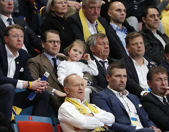 Princess Estelle at the European Women's Handball Championships, Crown Princess Victoria, Princess Madeleine