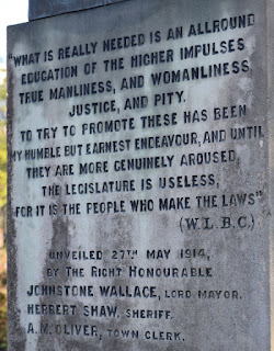 Text on William Coulson Statue