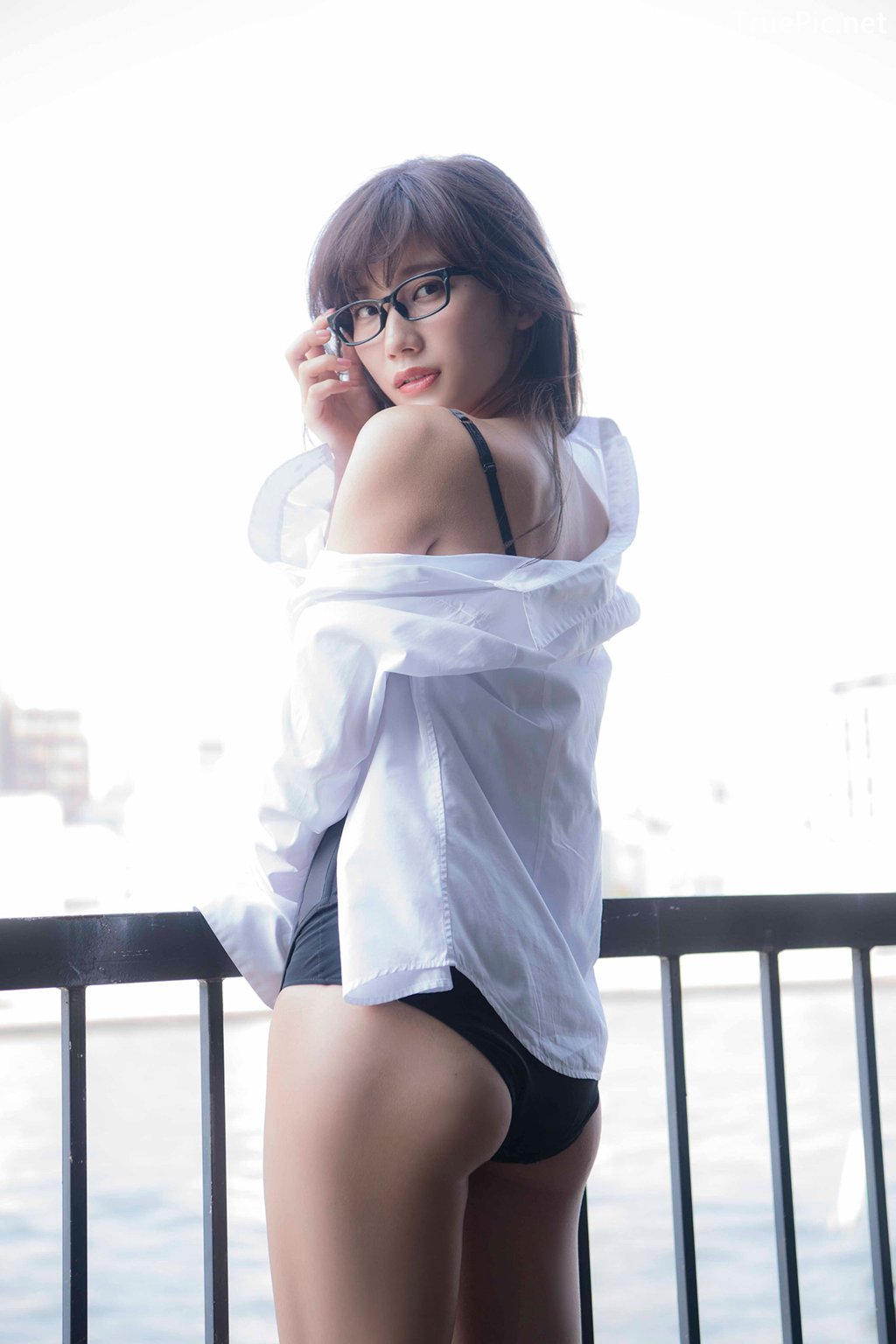 Image-Japanese-Gravure-Idol-Yuka-Ogura-Perfect-Body-On-Digital-Photobook-TruePic.net- Picture-149