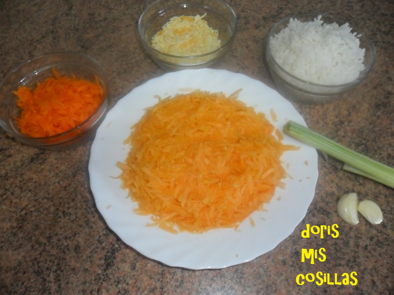 DORIS MIS COSILLAS: PASTEL SALADO DE CALABAZA Y ZANAHORIA ( Y PREMIO)