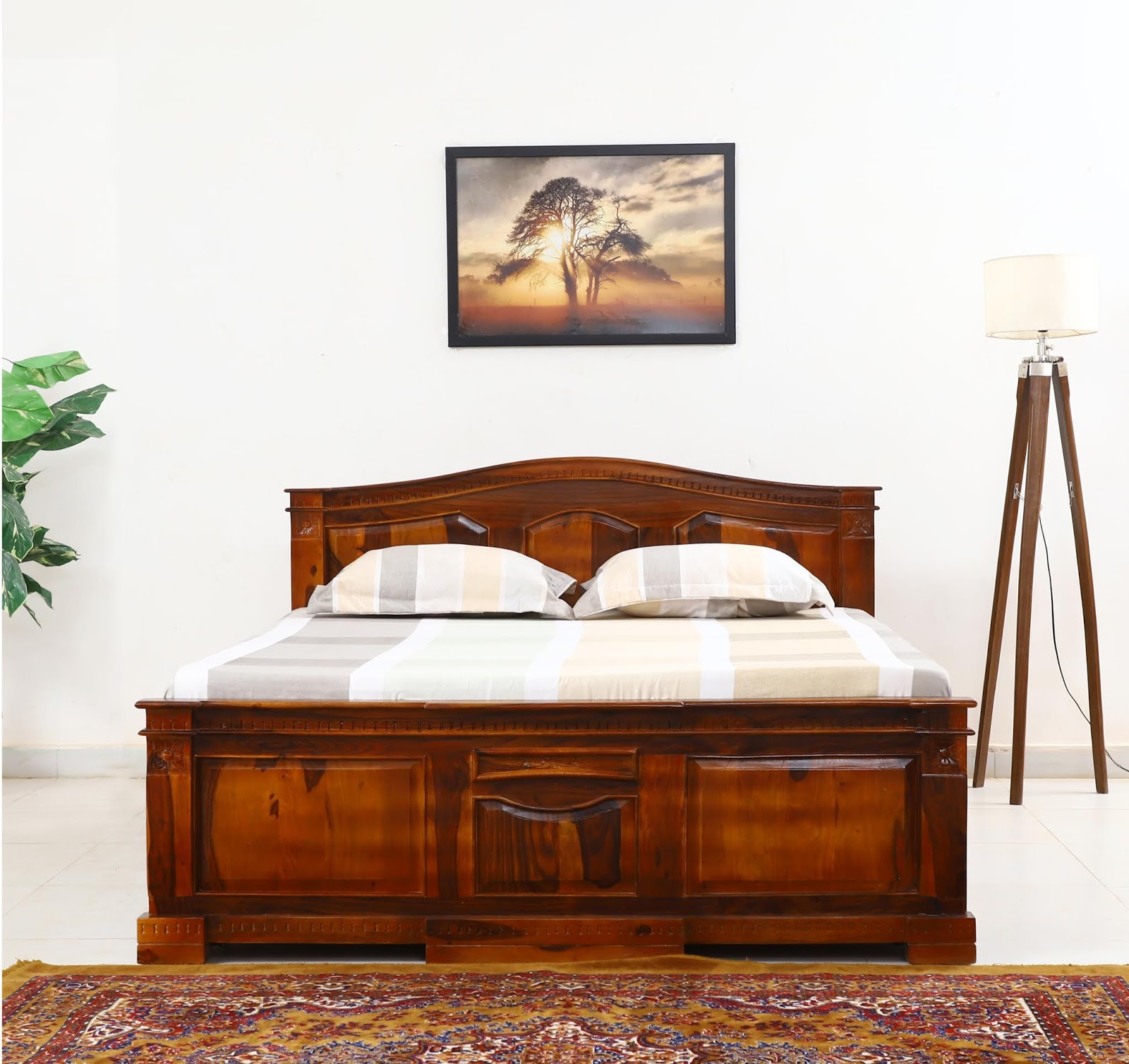 Wooden Bed Sheesham Wood Bed Sheesham Wood Bed in Bangalore