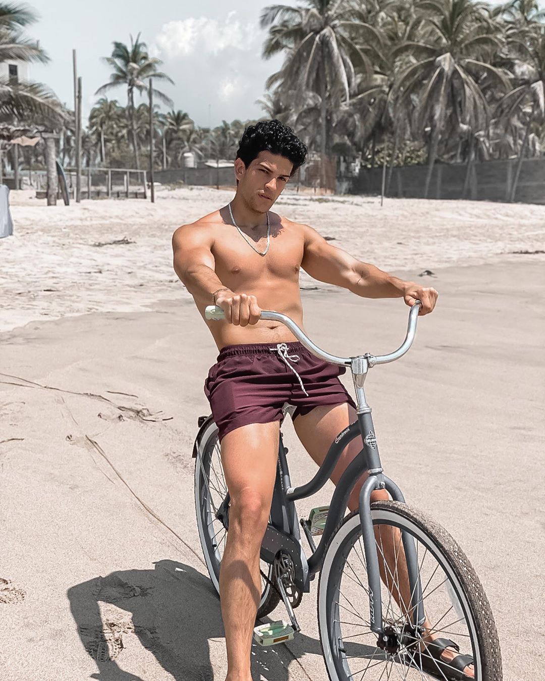 Bernardo Flores? LPSG