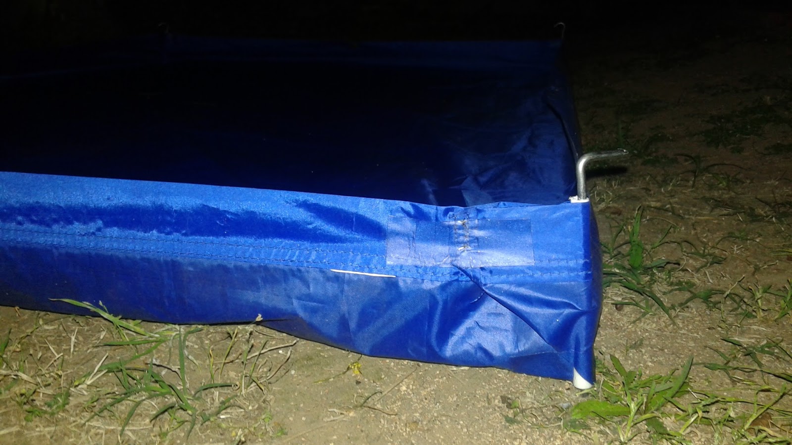 RaisedByRaccoons Practical knowhow for the outdoors HOW TO MAKE A BATHTUB FLOOR for Tarp Shelter