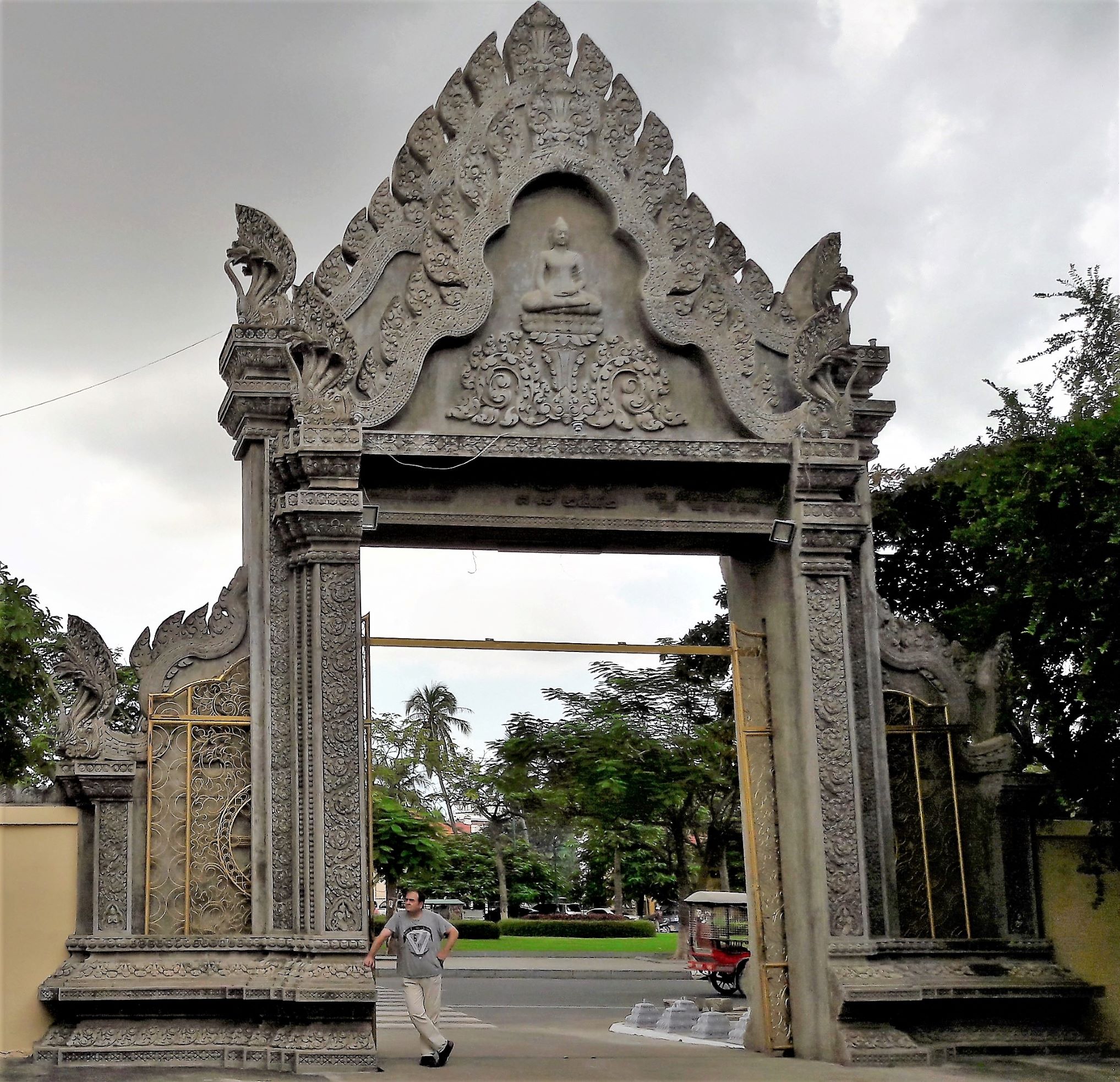 Traditional gate of the temple.