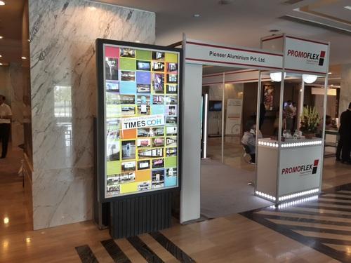 Rak Almunium R8 display and gate partisi pameran,stand