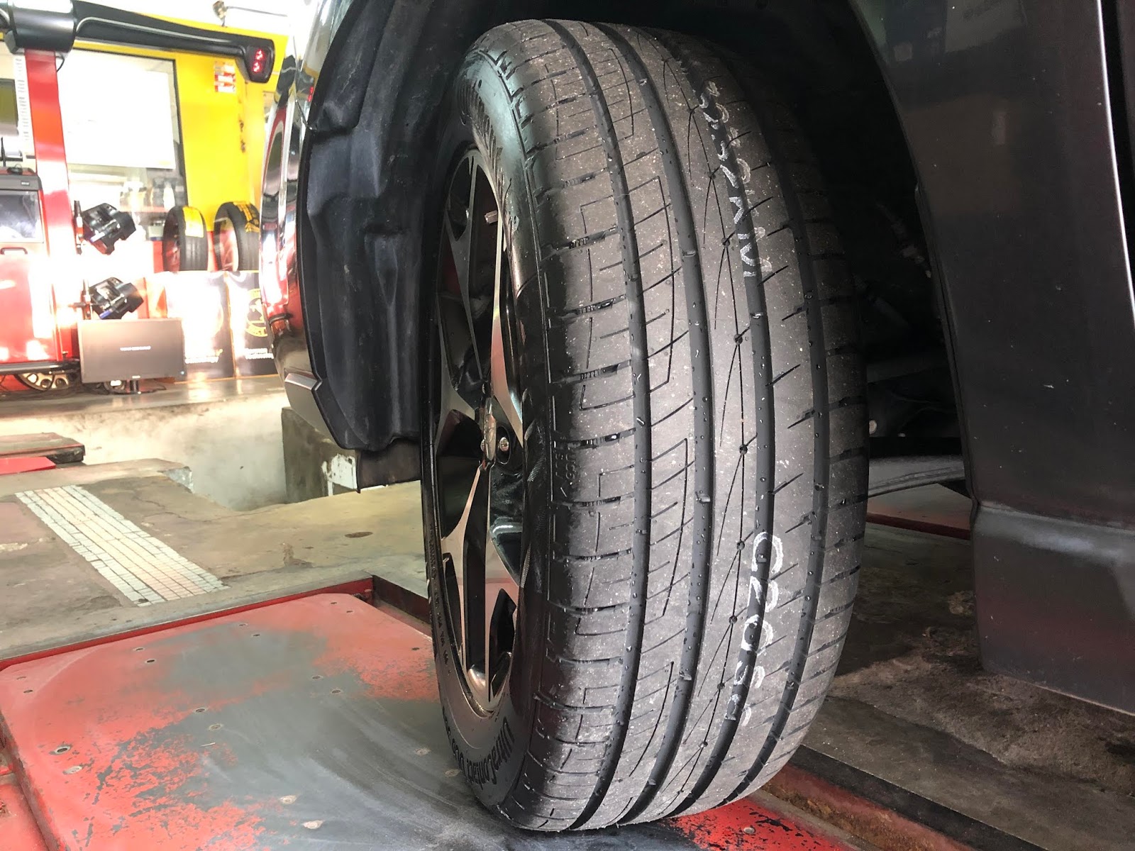 Continental ultracontact uc6. Continental ULTRACONTACT uc6 SUV. Continental 195/50r15 82h ULTRACONTACT. Continental Ultra contact. Continental ULTRACONTACT 6.