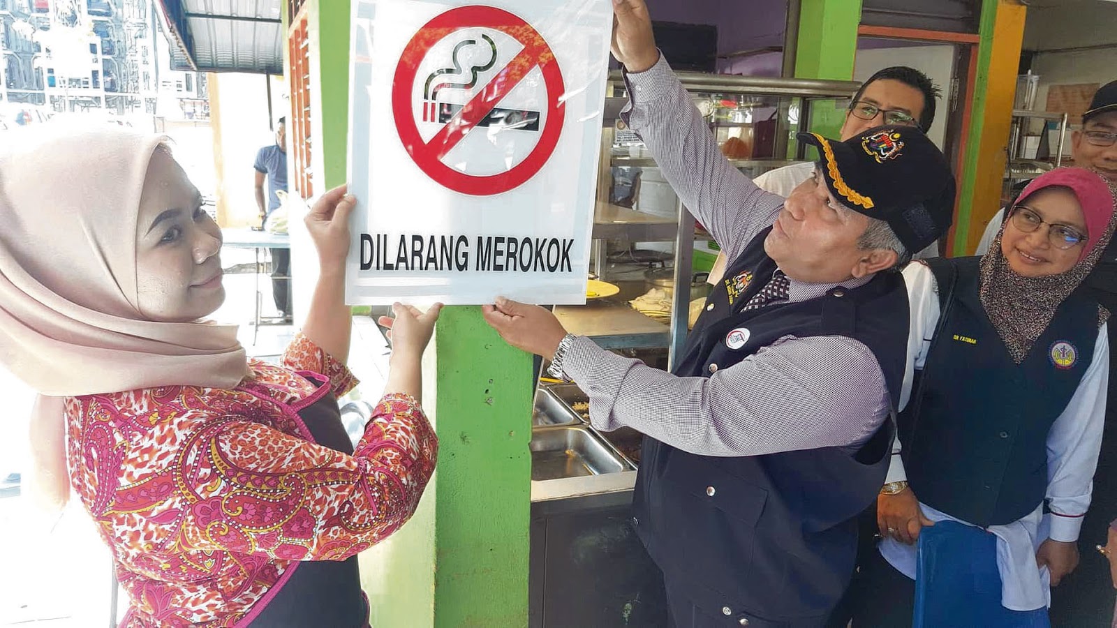 Pabila Penaku Menari Separuh Premis Di Terengganu Gagal Pamer Notis Larangan Merokok