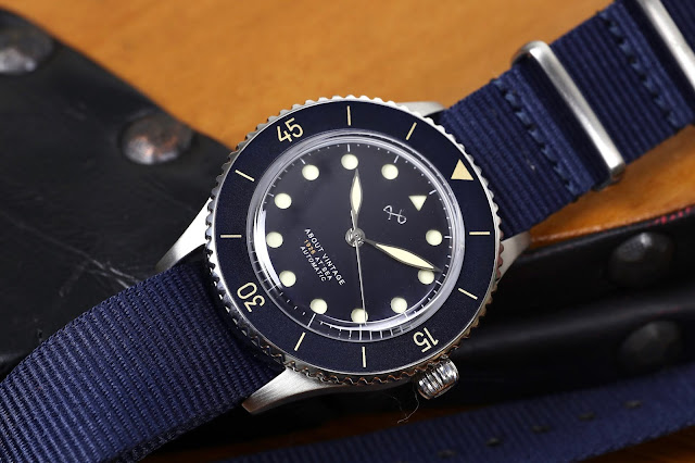 About Vintage 1926 At'Sea Automatic