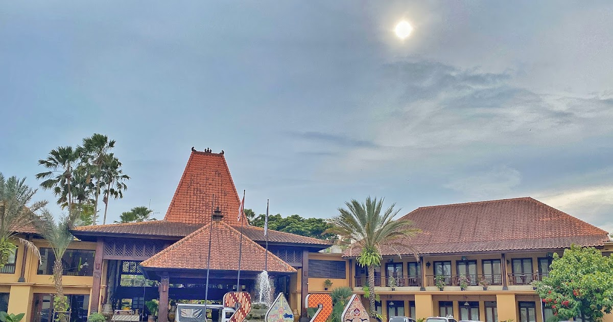 Hotel Suasana Rumah di Kota Salatiga Laras Asri Resort & SPA Salatiga