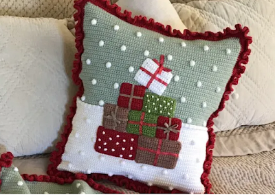 Christmas Inspired Crochet - free patterns