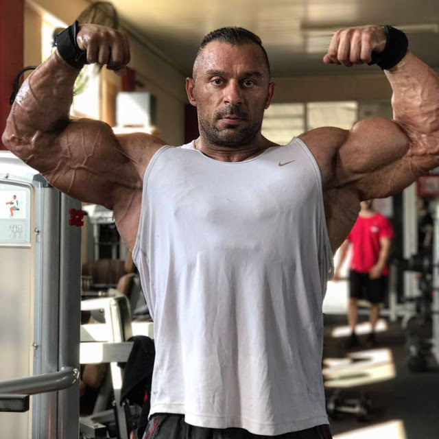 world bodybuilders pictures cyprus bodybuilder Murat Senyigit with