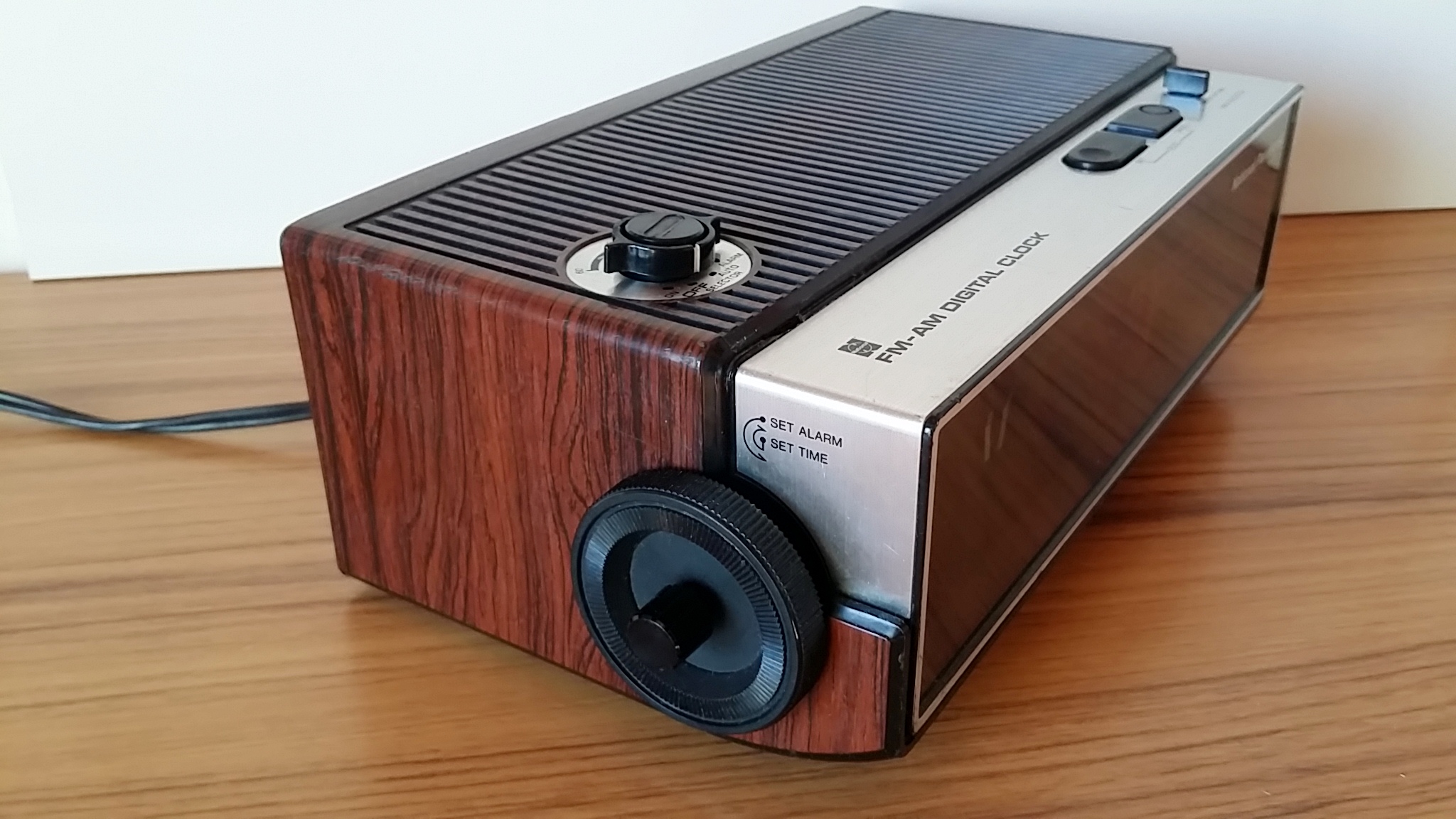 Radio despertador flip clock National Panasonic