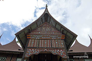 Rumah Tenun Pusako Pandai Sikek