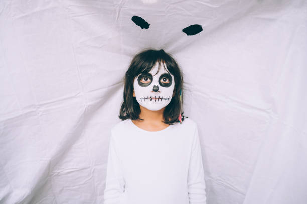 girl with skeleton makeup