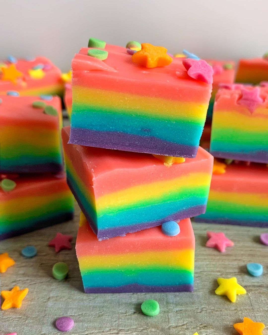 How to make rainbow fudge by Fit waffle kitchen / MÉLÒDÝ JACÒB