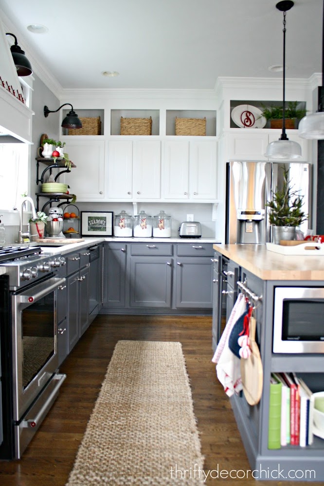 gray and white kitchen cabinets