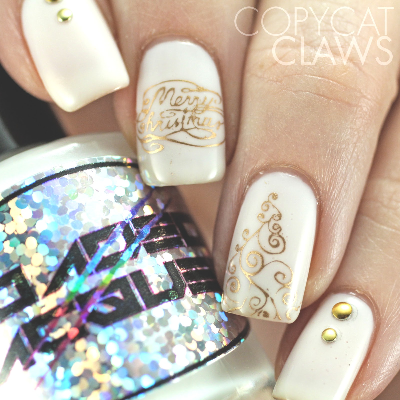 Copycat Claws: Simple Christmas Nails