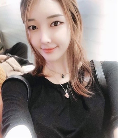 T-ara's Ahreum defends her pre-marital pregnancy and sends an informal ...