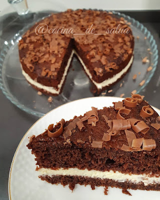 كيكة عادية ببيضتين 