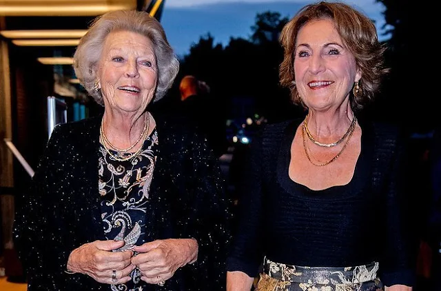 Princess Beatrix and Princess Margriet attended the anniversary performance 'Tutti' by Introdans in Arnhem City Theater