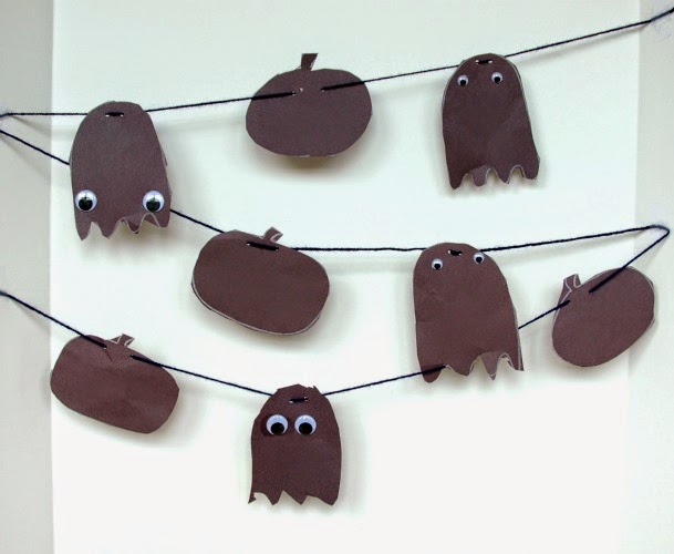 Halloween Shadow Garland Craft for preschoolers Halloween Shadow Garland Craft for preschoolers for click clack boo
