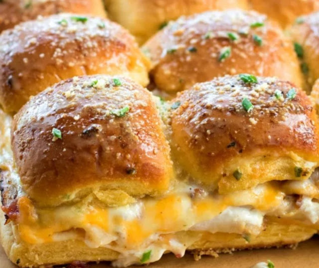 CHICKEN BACON RANCH PULL APART ROLLS