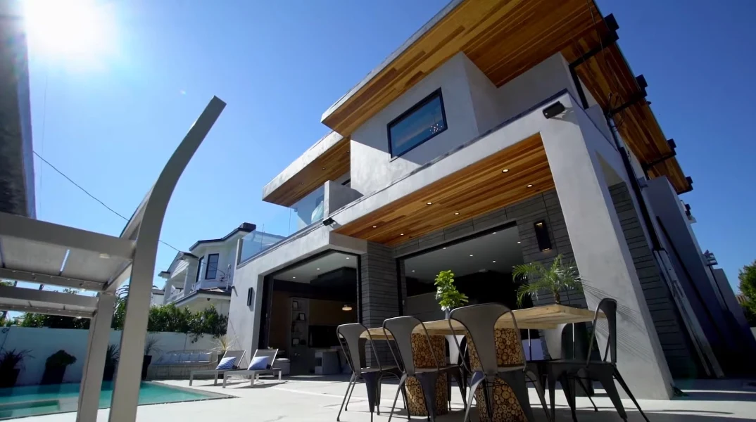 62 Interior Photos vs. 816 N Stanley Ave, Los Angeles, CA Luxury Contemporary House Tour