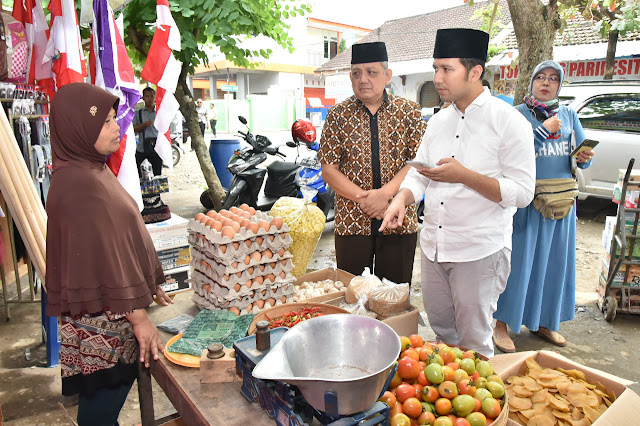 Blusukan Relokasi Pasar Pon, Wagub Jatim Pantau Harga Kebutuhan Pokok