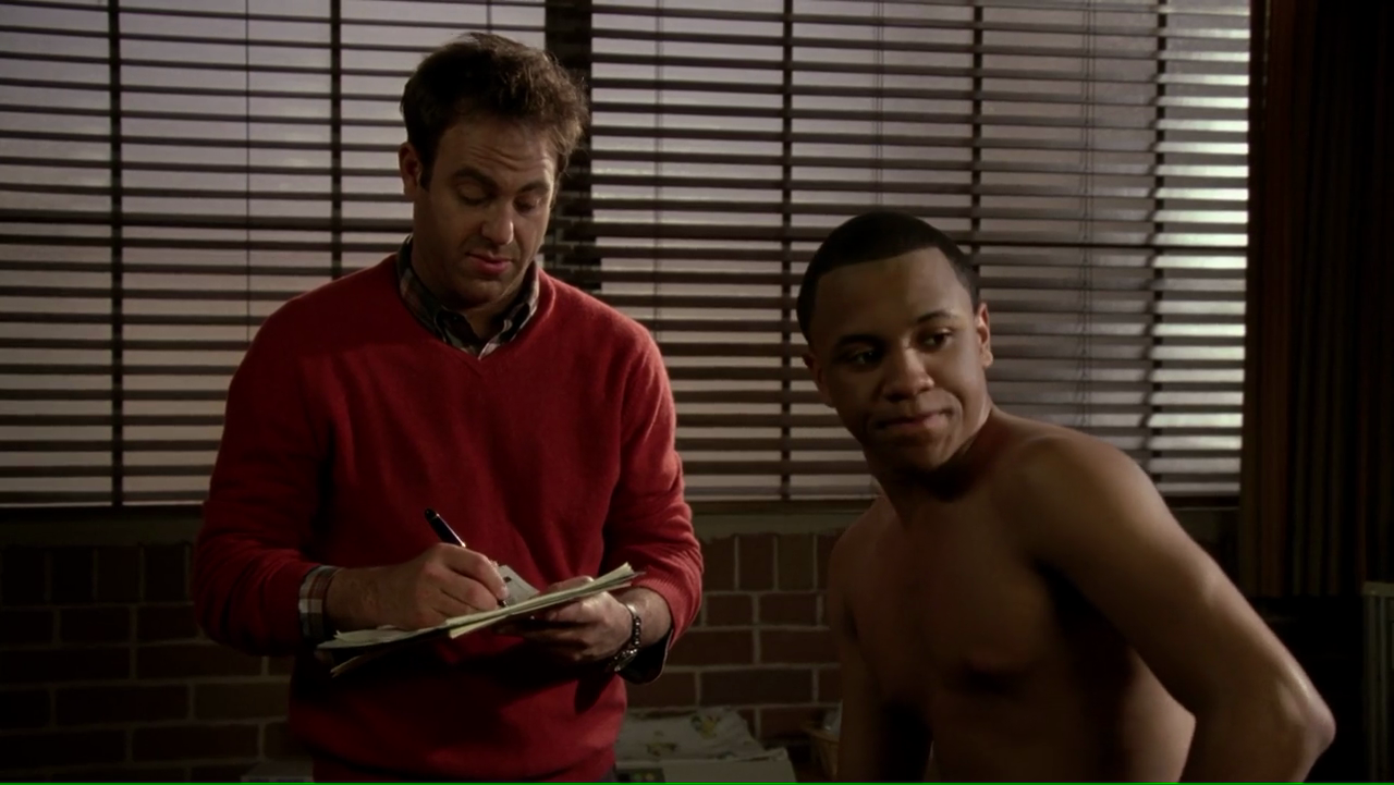Tequan Richmond shirtless in Private Practice 4-17 "A Step Too Far&quo...