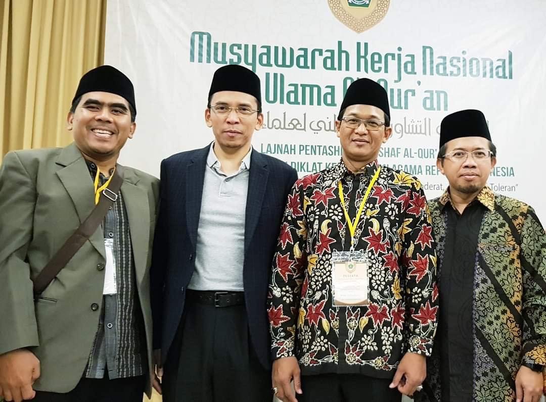 Sebuah Catatan Untuk Felix Siauw Sebuah Catatan Untuk Felix Siauw