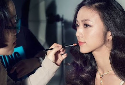Tang Wei: makeup changes everything 