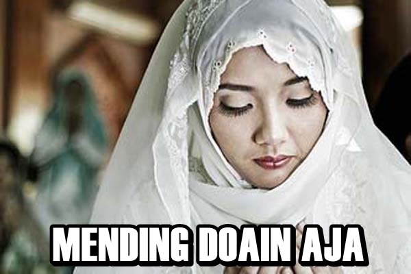 5 Jawaban Ini Bisa Jadi Penangkal Mujarab, Saat Banyak yang Mem-bullymu Ketika Ingin Berhijab 5 Jawaban Ini Bisa Jadi Penangkal Mujarab, Saat Banyak yang Mem-bullymu Ketika Ingin Berhijab