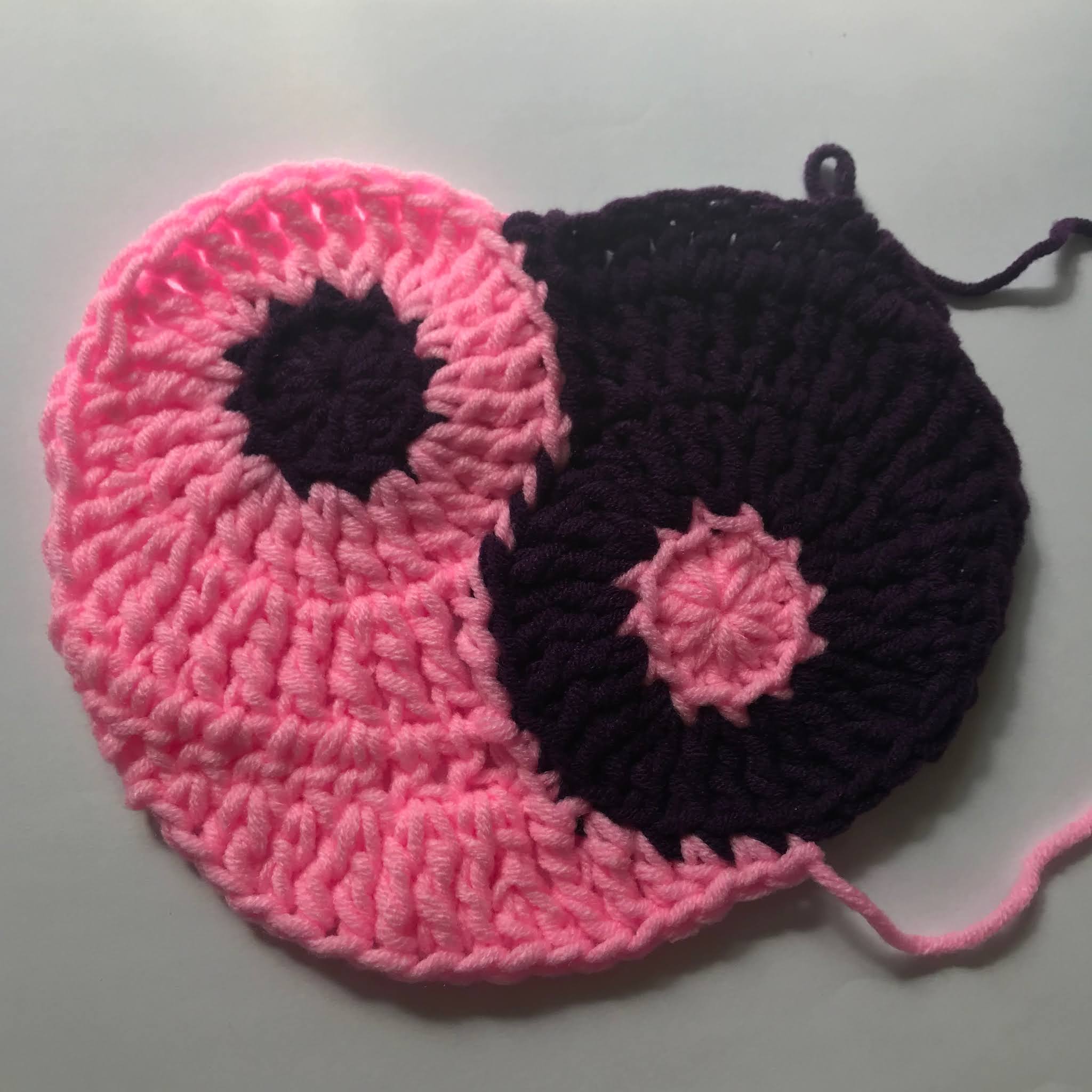 Bright Bag Yin Yang granny square!