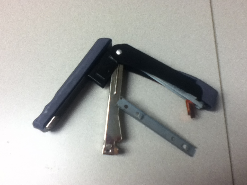 broken+stapler.jpg