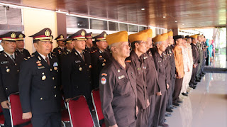 Untuk Mengenang Jasa Jasa Para Pahlawan Prajurit Yonif Raider 514 Ikut Melaksanakan Upacara Memperingati Hari Pahlawan Untuk Mengenang Jasa Jasa Para Pahlawan Prajurit Yonif Raider 514 Ikut Melaksanakan Upacara Memperingati Hari Pahlawan