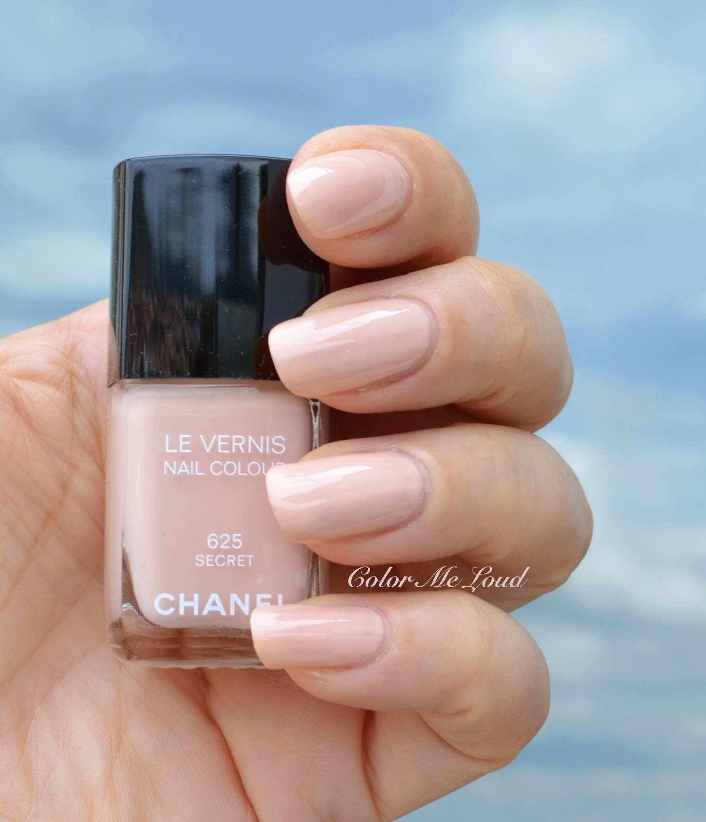 CHANEL Nail Polish & Nail Care