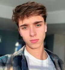 Josh Richards Net Worth, Age, Wiki, Biography, Height in Feet, Girlfriend, Birthday