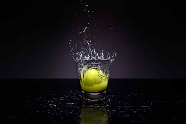 15 Benefits of Drinking Lemon Water in the Morning 15 Benefits of Drinking Lemon Water in the Morning