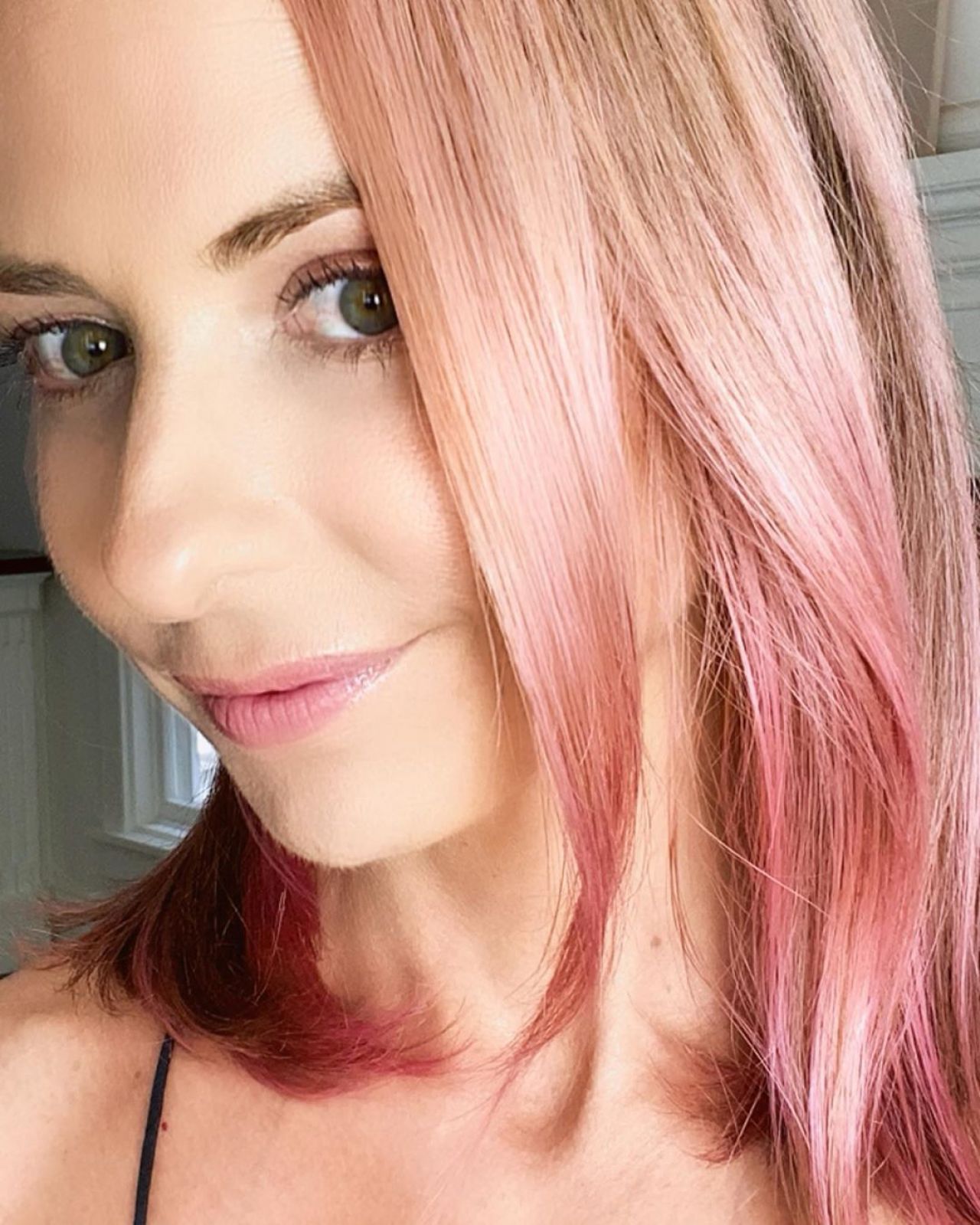 Sarah Michelle Gellar – Social Media Photos 07/04/2020