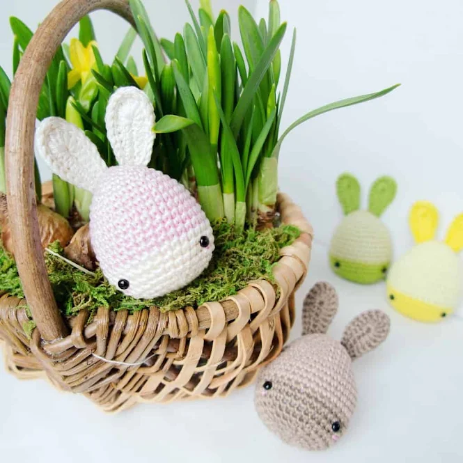 Free Easter Crochet Pattern - Bunny Easter Eggs