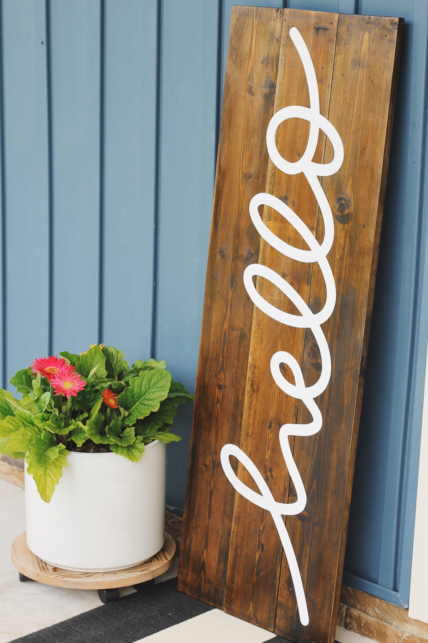 Ginger Snap Crafts Giant Hello Sign with the Cricut Maker 3 {tutorial}