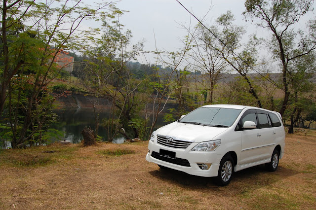 Rental Mobil Toyota INNOVA