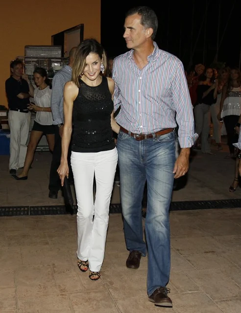 Queen Letizia  and King Felipe attended a Jaume Anglada concert in Palma de Mallorca