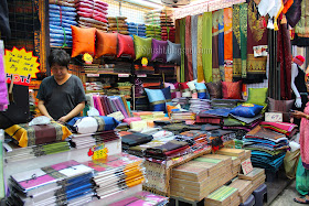 Spusht | Thai Silk Products | Thai Silk Shop | Shopping in Bangkok