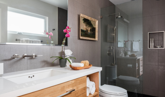 6 Tips You Must Consider While Designing a Functional and Beautiful Bathroom